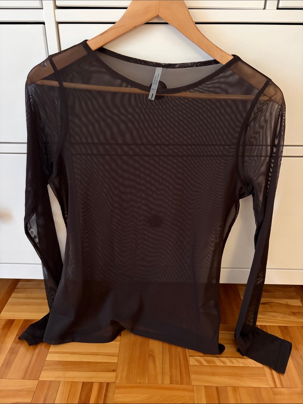 Dereck Joelle Collection Semi-Sheer Long-Sleeve Mesh Top - Black NEW WIthout Tag